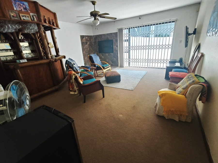 3 Bedroom Property for Sale in Mountainside Western Cape